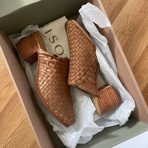 NEW Nisolo Woven Leather Heeled Mules Size 10